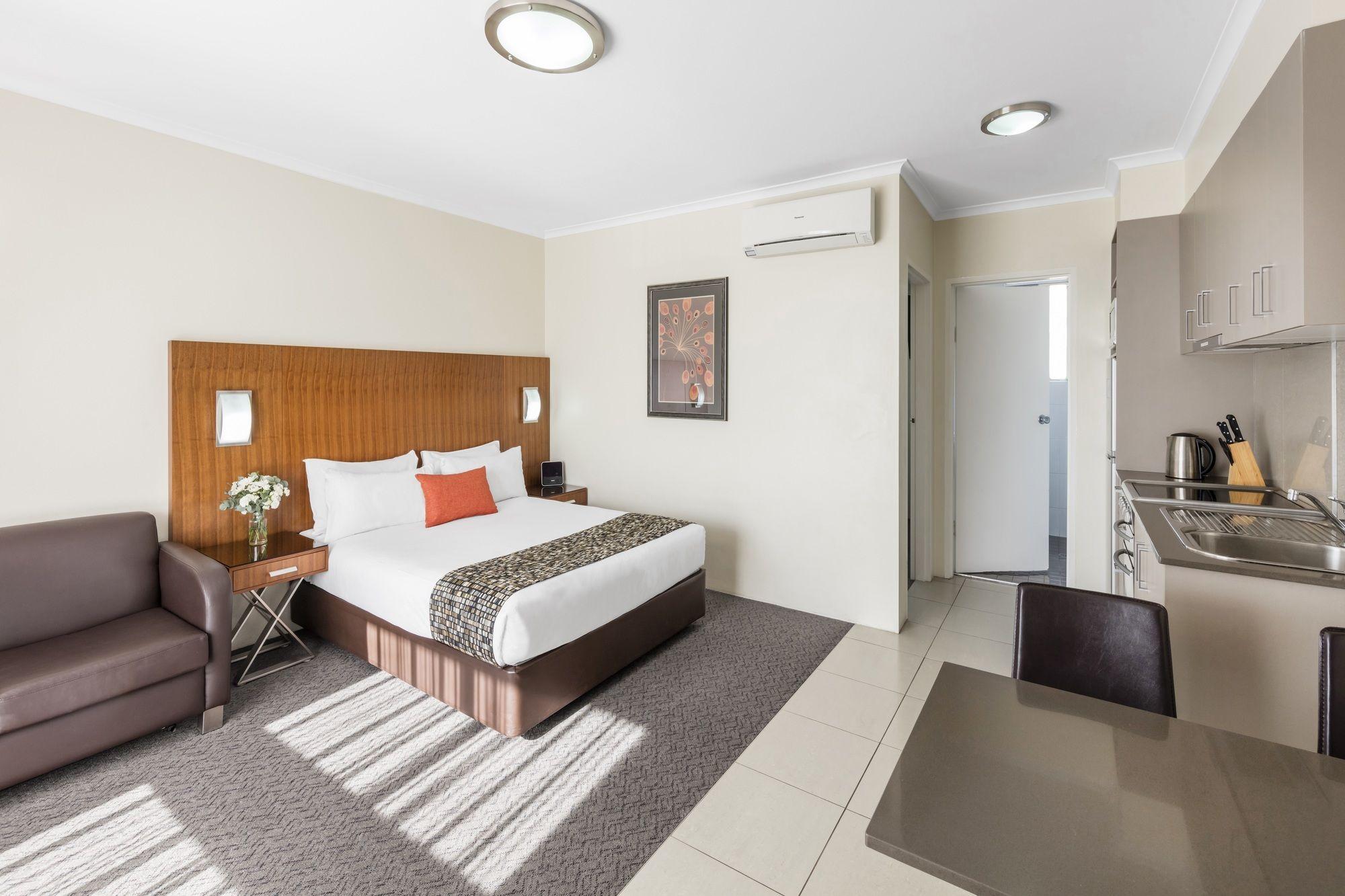 Motel Breakfree Queanbeyan Exterior foto
